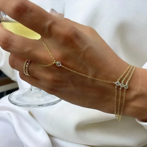 سوار أنيق من التيتانيوم مطلي بالذهب عيار 14 قيراط للنساء، سوار إصبع ثلاثي بسلسلة يد مع كريستال الزركون، هدايا للفتيات