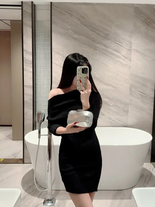 حقيبة سهرة فاخرة بصندوق مربع محكم – تصميم راقٍ مع سلسلة أنيقة، مثالية للمناسبات، فساتين السهرة، الزفاف