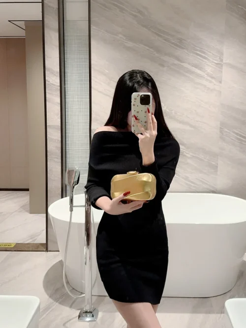 حقيبة سهرة فاخرة بصندوق مربع محكم – تصميم راقٍ مع سلسلة أنيقة، مثالية للمناسبات، فساتين السهرة، الزفاف